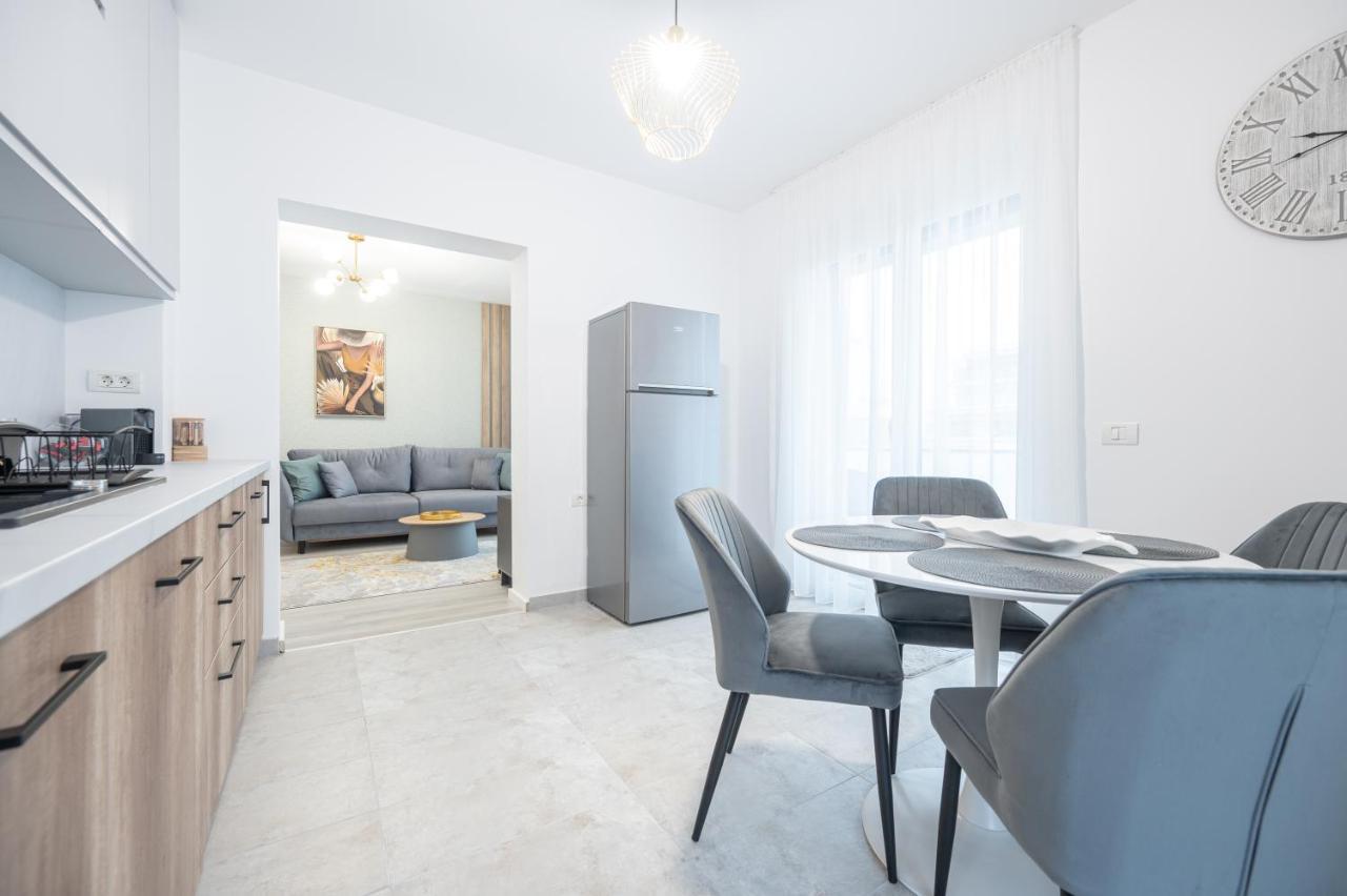 Rosewood Gold Apartamento Oradea Exterior foto