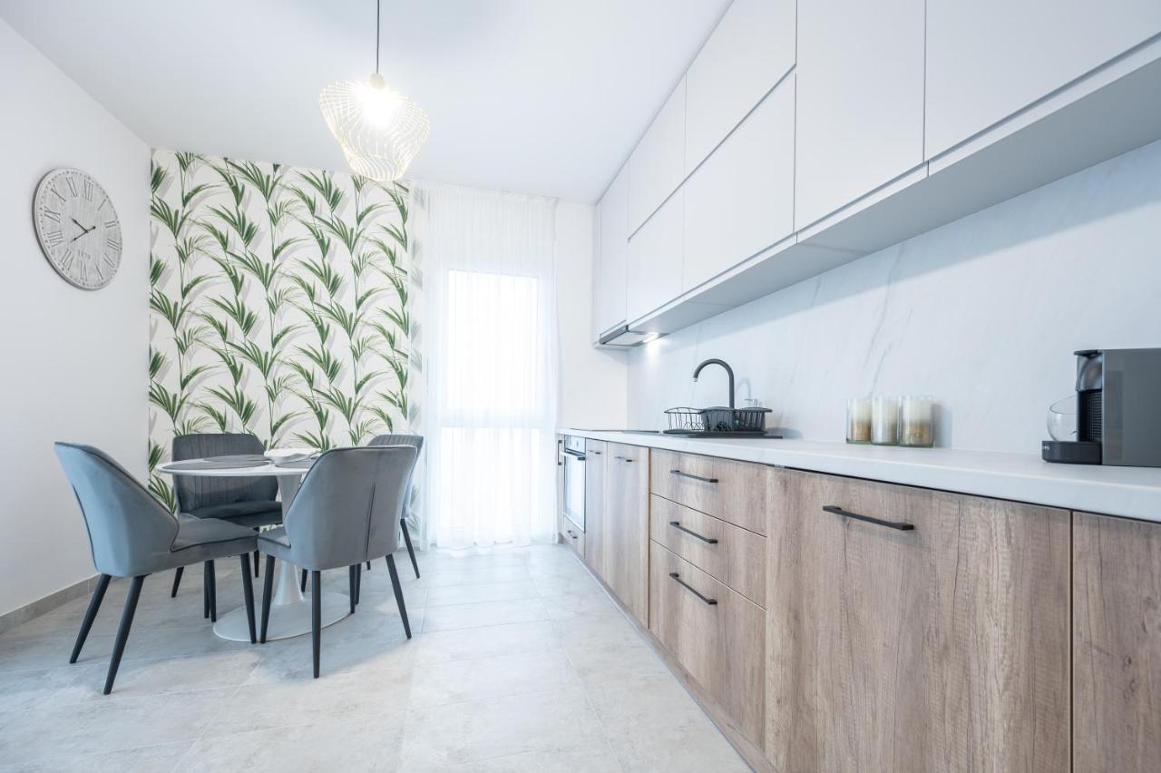 Rosewood Gold Apartamento Oradea Exterior foto