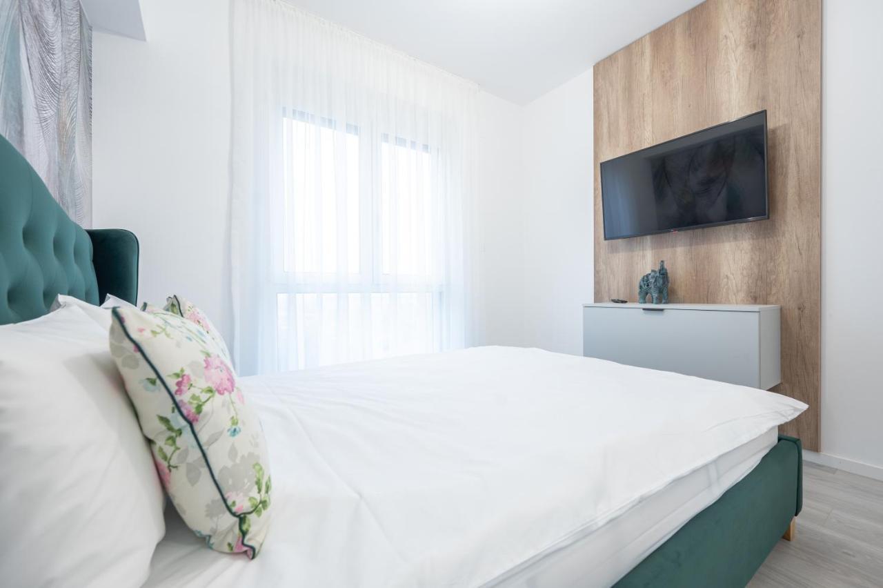 Rosewood Gold Apartamento Oradea Exterior foto